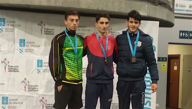 Carlos Valiña Lista a dereita do Olimpia