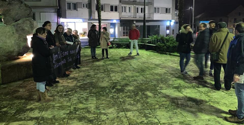 Concentracion feminista en Carnota con Sonlila