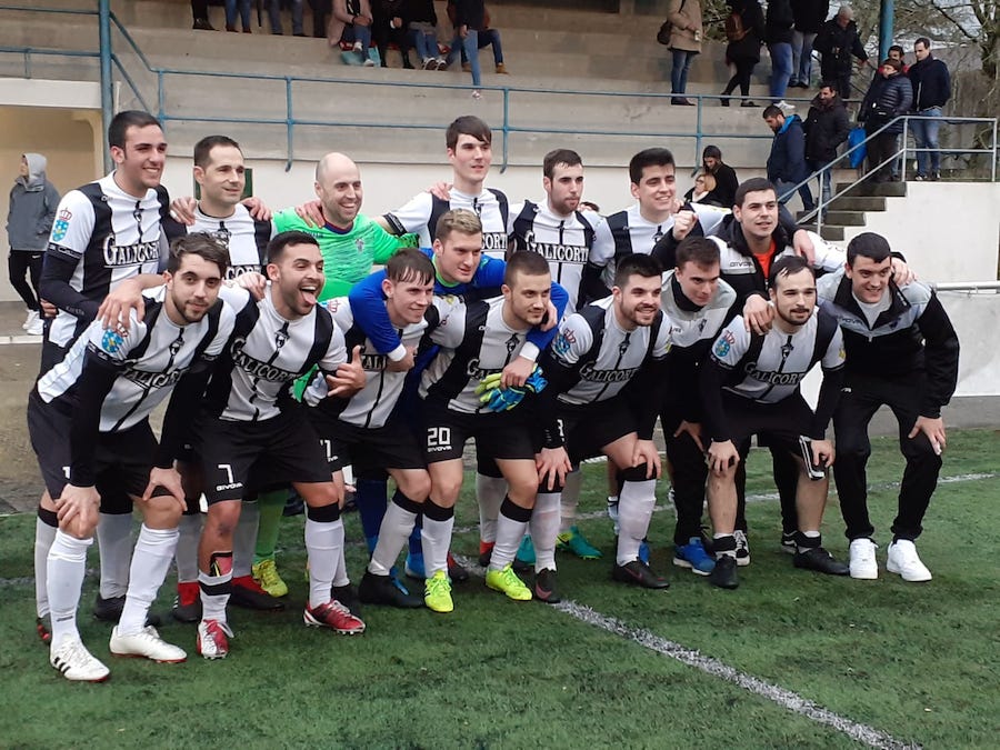 Plantel do Outes CF no Cunchido