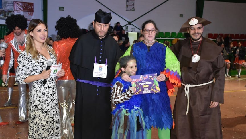 Premio por parellas no Entroido de Cee-Foto-Rafa Quintans