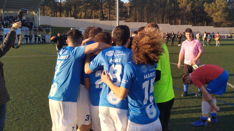 Camarinas campion da Terceira da Costa-Foto-Javi Tedin 2