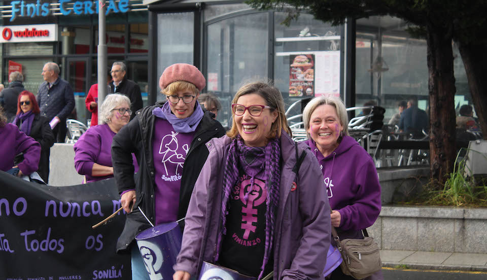 Marta das Curandeiras de Vimianzo no 8M de Cee-Foto-Paula Castineira