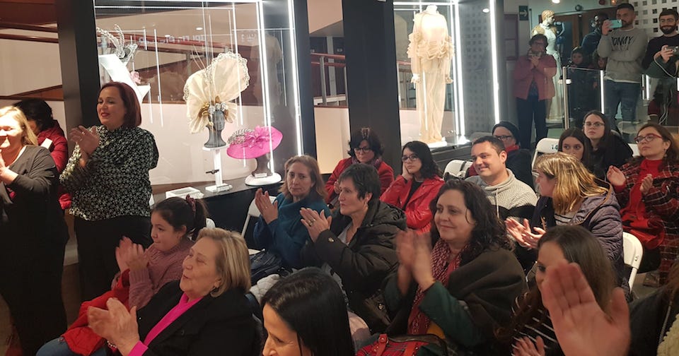 Gran acollida as Mulleres Pioneiras de Camarinas