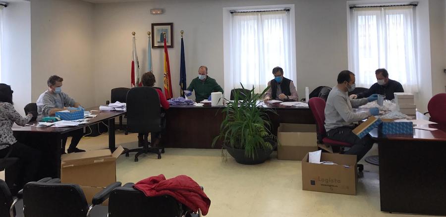 empaquetado-mascarillas-concello-de-zas