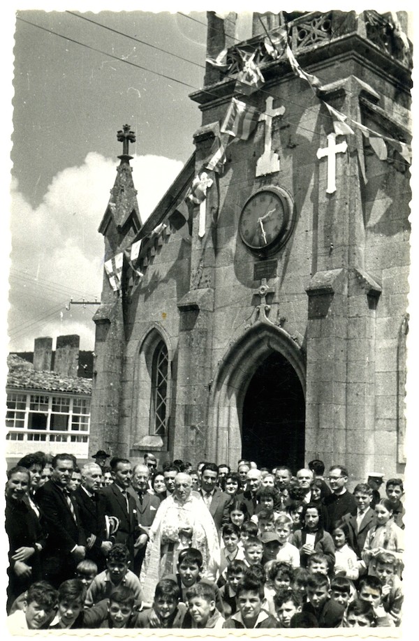 CERIMONIA RELIXIOSA 1960 Corcubion-Foto-Ramon Caamano