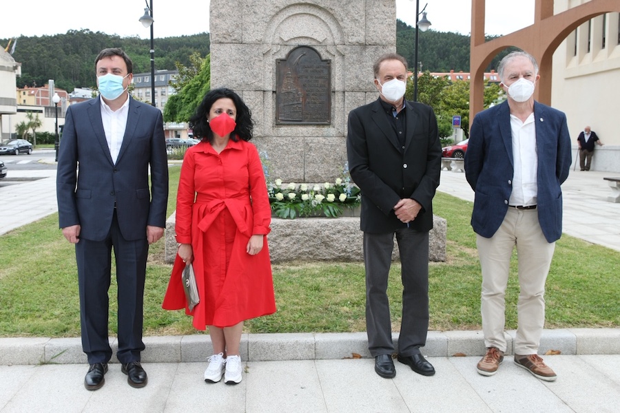 Ofrenda floral por Domingo Antonio de Andrade