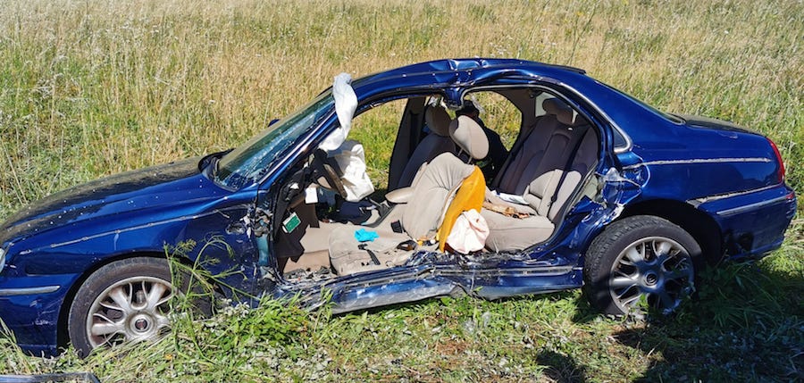 Asi quedou o coche trala excarceracion