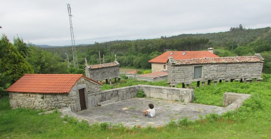 Eira da Rata HOXE en Berdoias-Foto-SEMESCOM e Asociacion Parroquial Berdoias copia