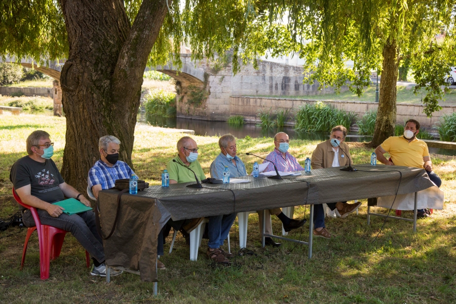 O rio anllons arteria principla de bergantiños libro