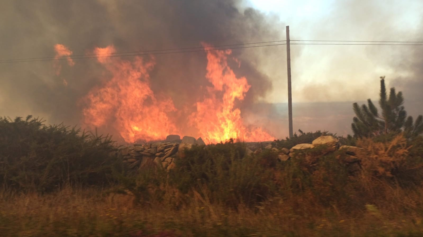 Incendio en Quilmas-foto-Vicente Bernal 3