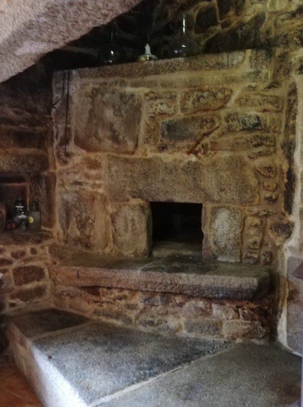 FORNO DO CARMELO en Berdoias  copia