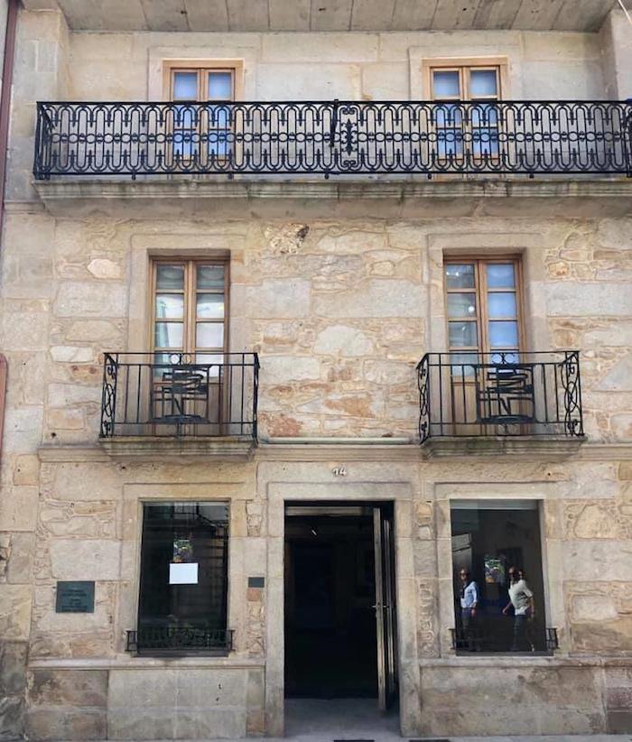 Fachada do Museo de Arte Contemporaneo da Costa da Morte de Corme MACMO