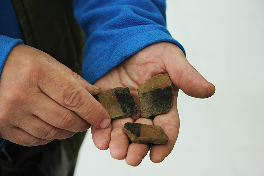 Un vertedoiro de Ceramica noCastro das Barreiras de Vimianzo