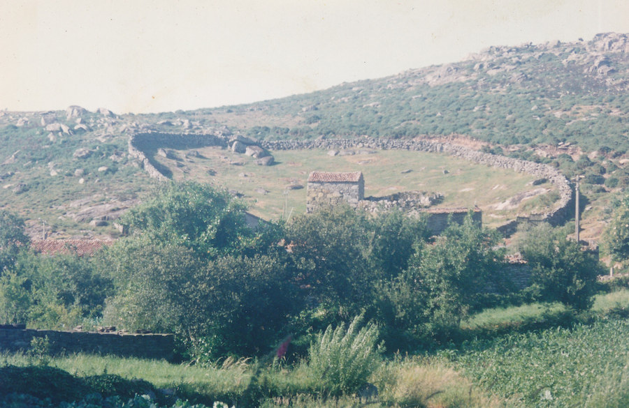 4 O curro, visto desde a entrada do lugar