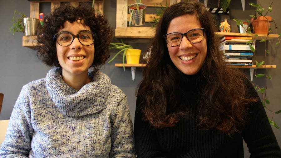 Sabela Iglesias e Adriana P Villanuelva son Illa Bufarda