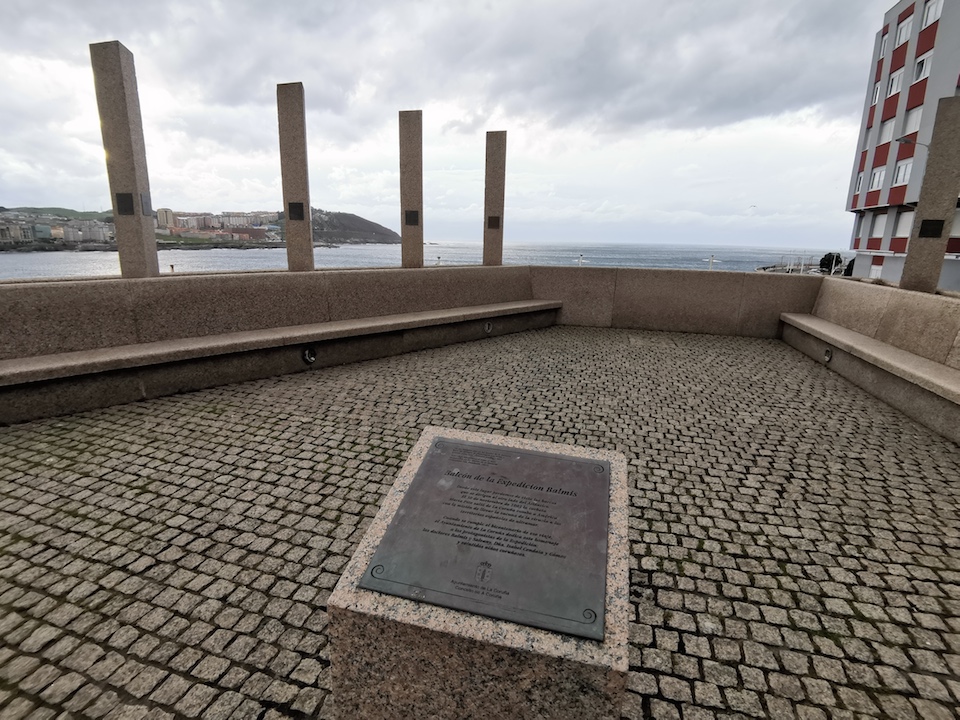homenaxe Expedicion Balmis na Domus na Coruna