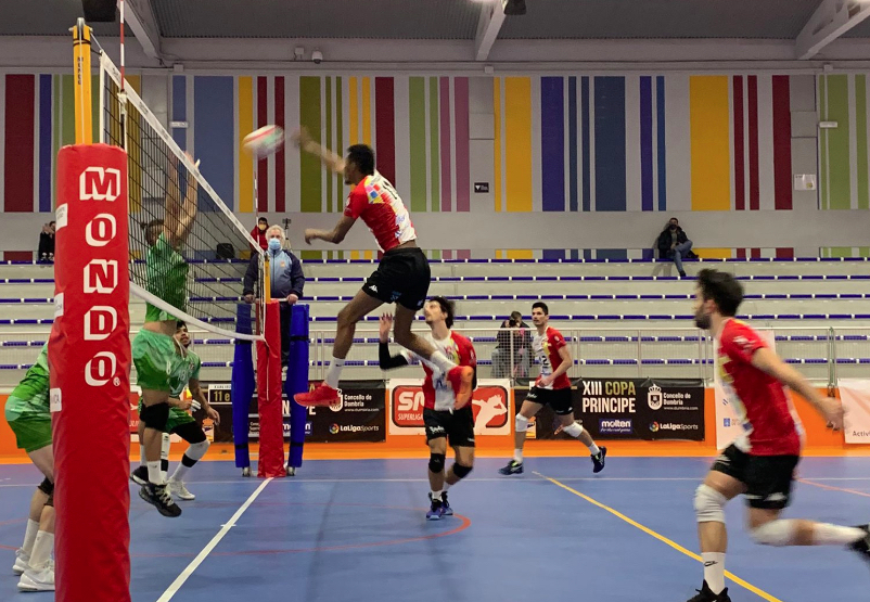 Voley Dumbria ante Extremadura