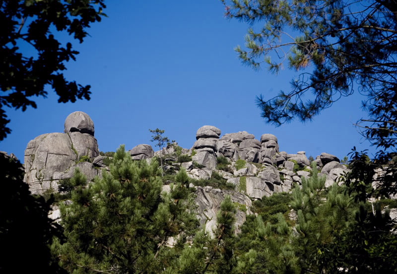 Penedos de Traba e Pasarela dende abaixo