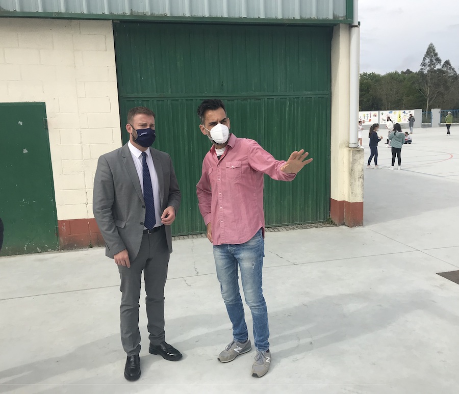 Gonzalo Trenor no CEIP Xose Pichel de Coristanco