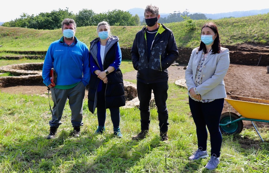 Presentacion da nova campana do Castro das Barreiras Vimianzo 3 copia