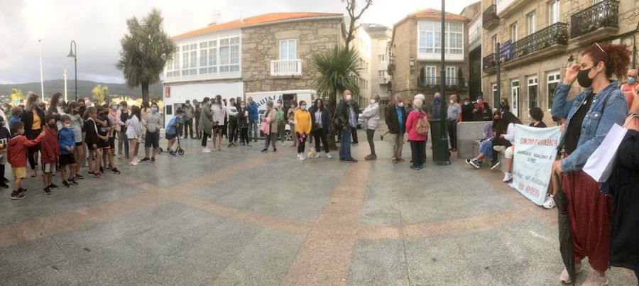 Concentracion LGTBI en Laxe-Foto-Vitor de Mira