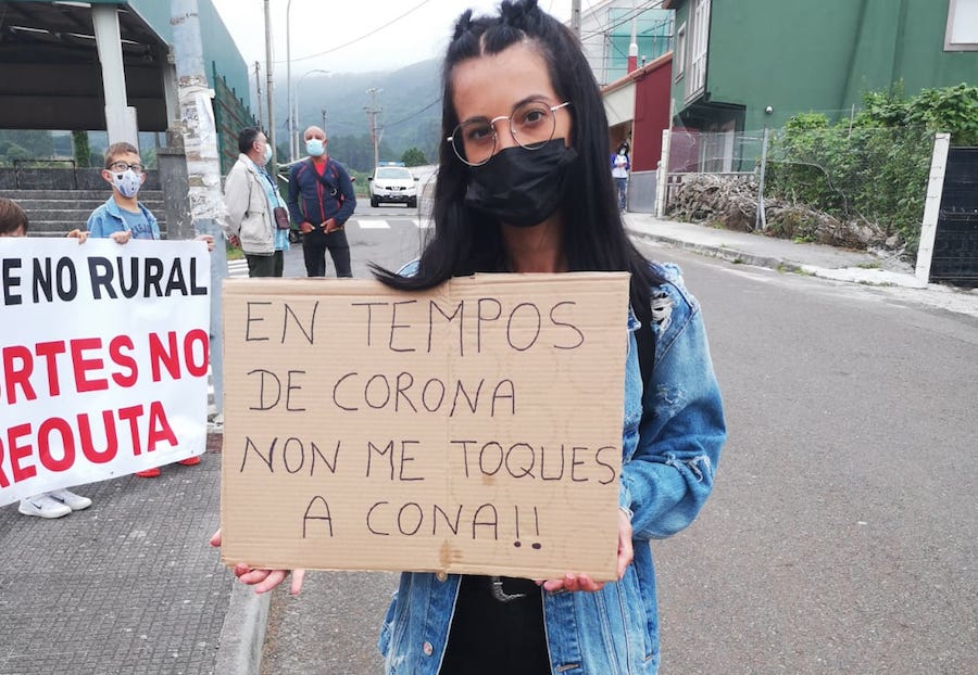 Concentracion do CEIP Areouta contra os recortes Mamatopa