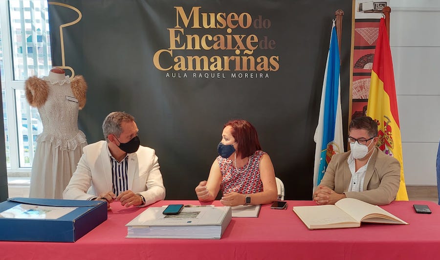 Rolda de prensa en Camarinas