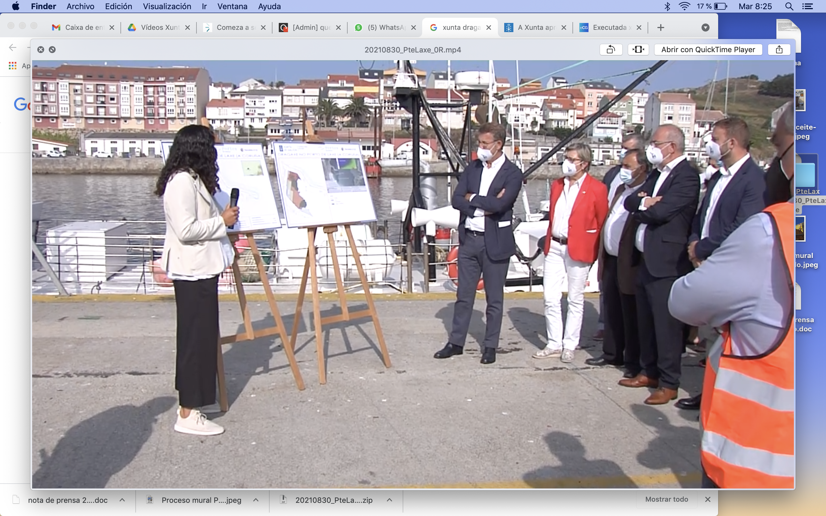 Feijoo no Porto de Laxe