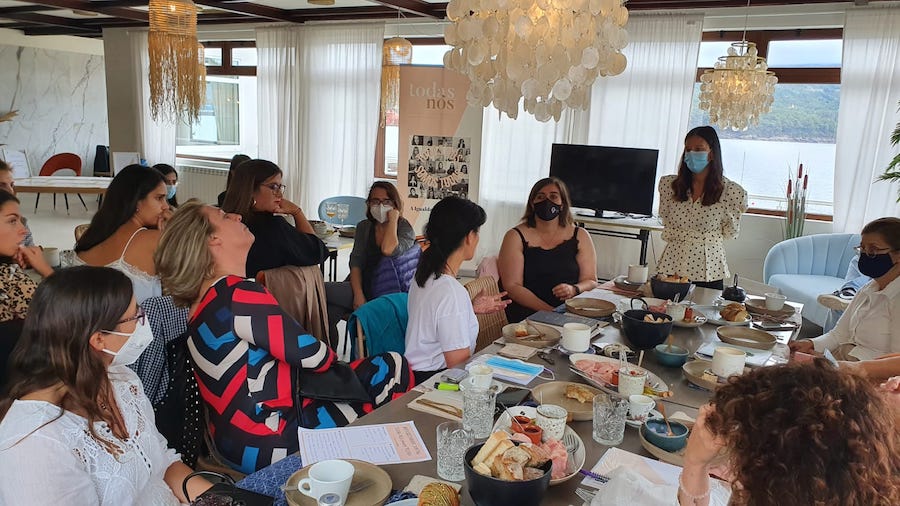 Xuntanza de mulleres profesionais da Costa da Morte