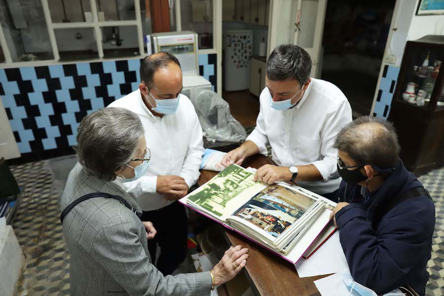 Valentin Gonzalez Formoso en Malpica con Walter Pardo e Adrian de Lita