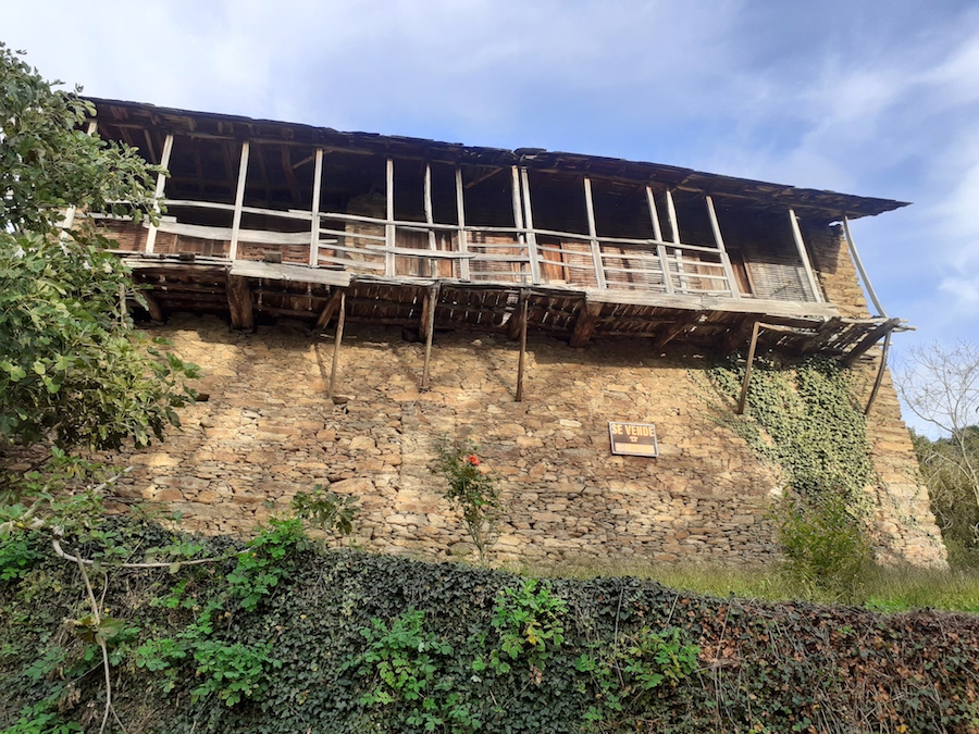 casas á venda nun paraíso deshabitado