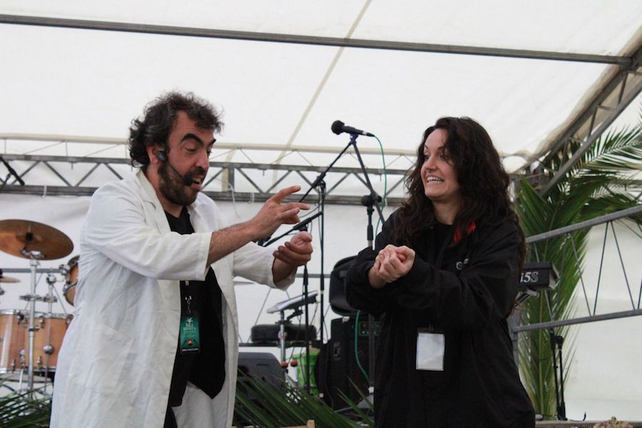 FOTOS MALPICA - Unha ducia de bandas subíronse ao escenario por unha causa solidaria a través do Festival Solidario ‘Isla Bonita’ (5)