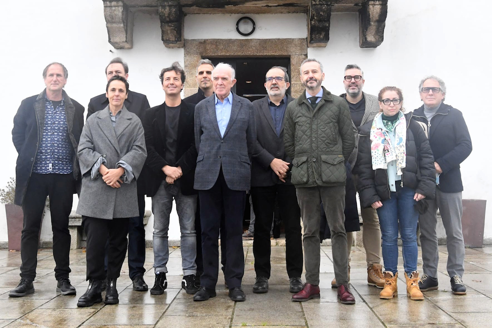 Familiad a Fundacion Juana de Vega