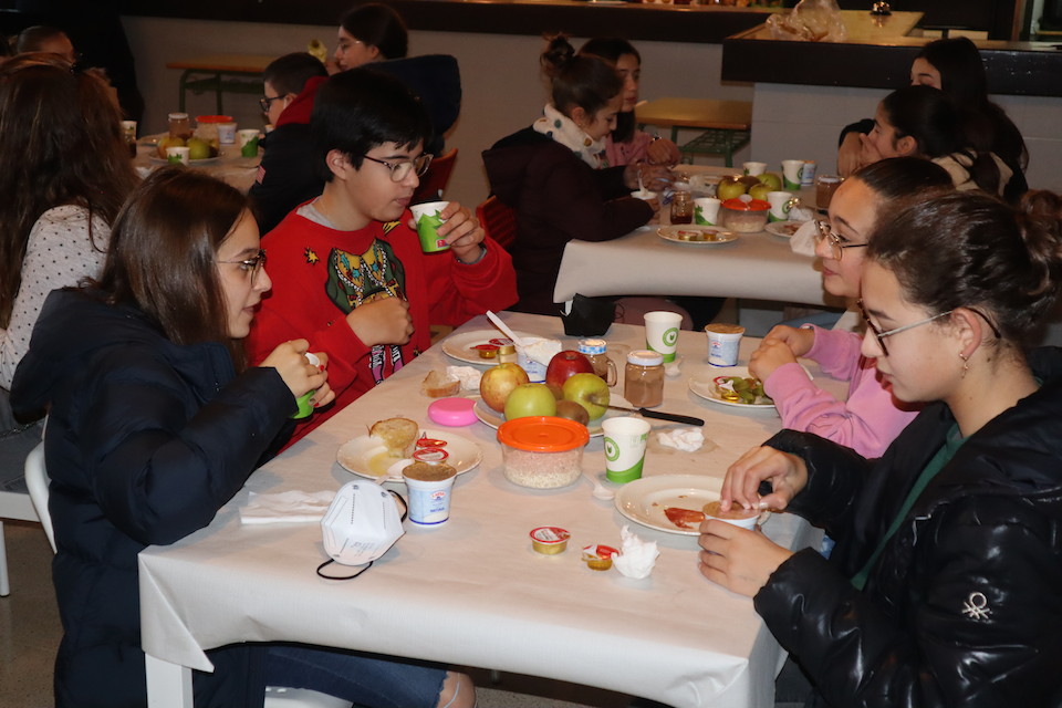 Almorzos saudables no IES Maximino Romero de Lema
