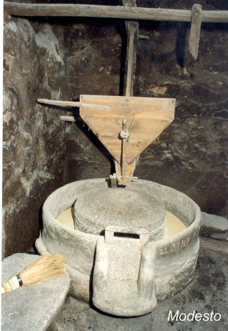 Interior do moíño