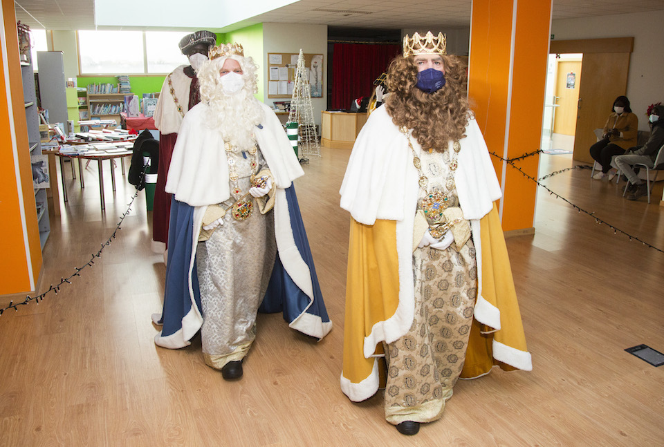 Reis magos na Biblioteca de Ponteceso