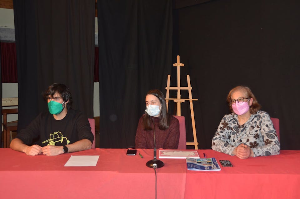 Dimas Bua a Concelleira Olalla Benlloch e a presidenta da Asociacion Maria Teresa Sar Vilela