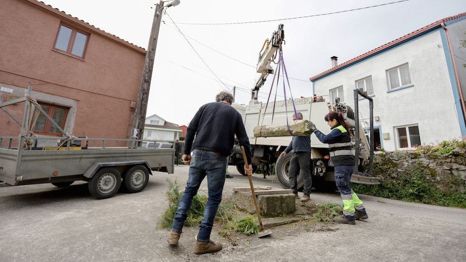 Cruceiro de Tufions e Casas Vellas en Vimianzo