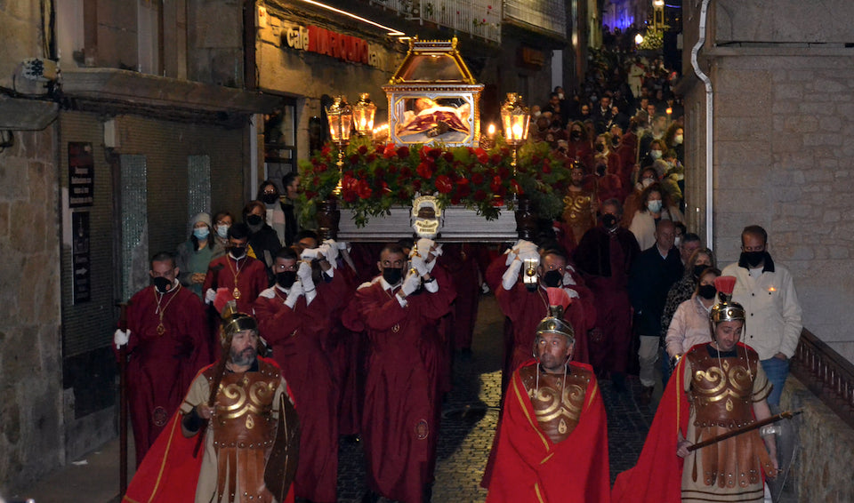Procesion na Semana Santa De Fisterra