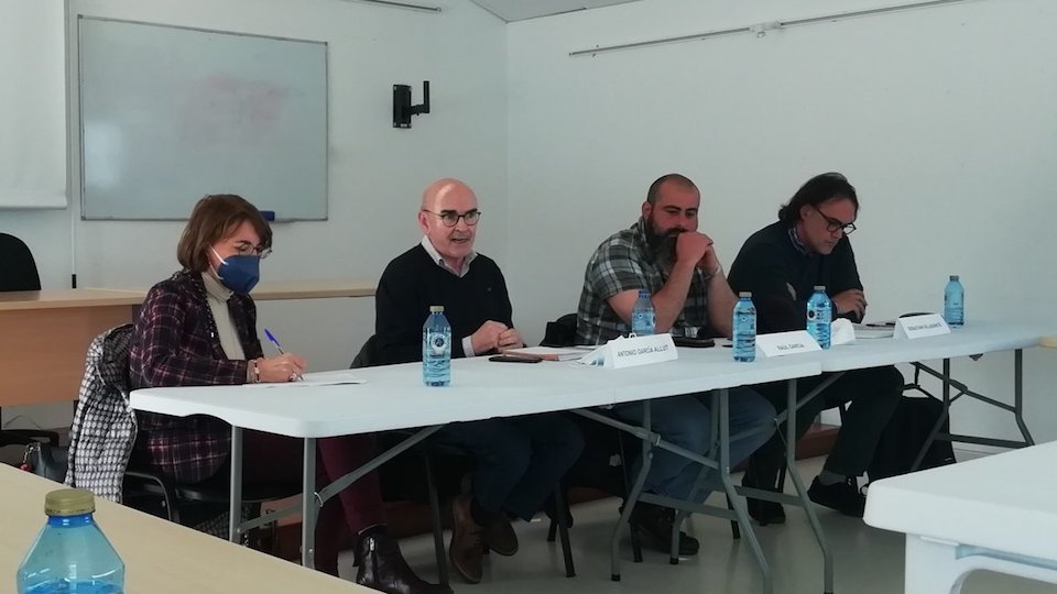 Charla Reserva Marina dos Minarzos en Lira 2