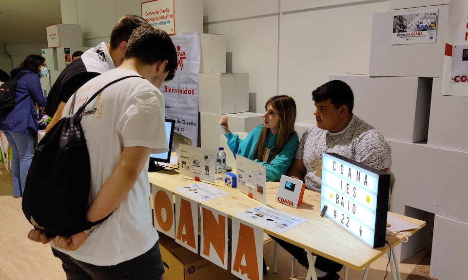 Alumnos do IES de Baio na Marker Faire w3