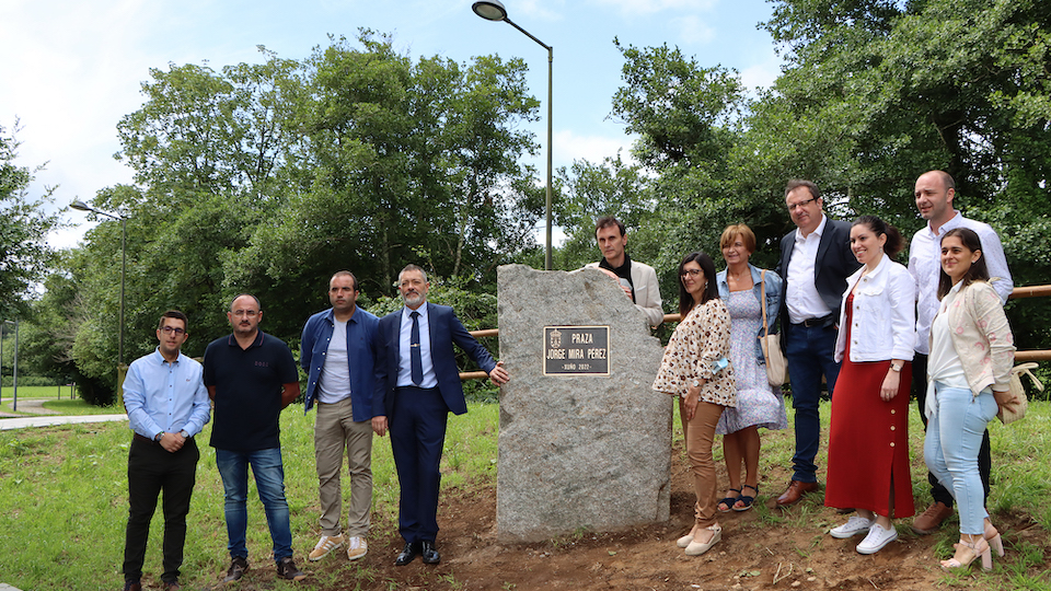 praza-jorge-mira-perez-baio
