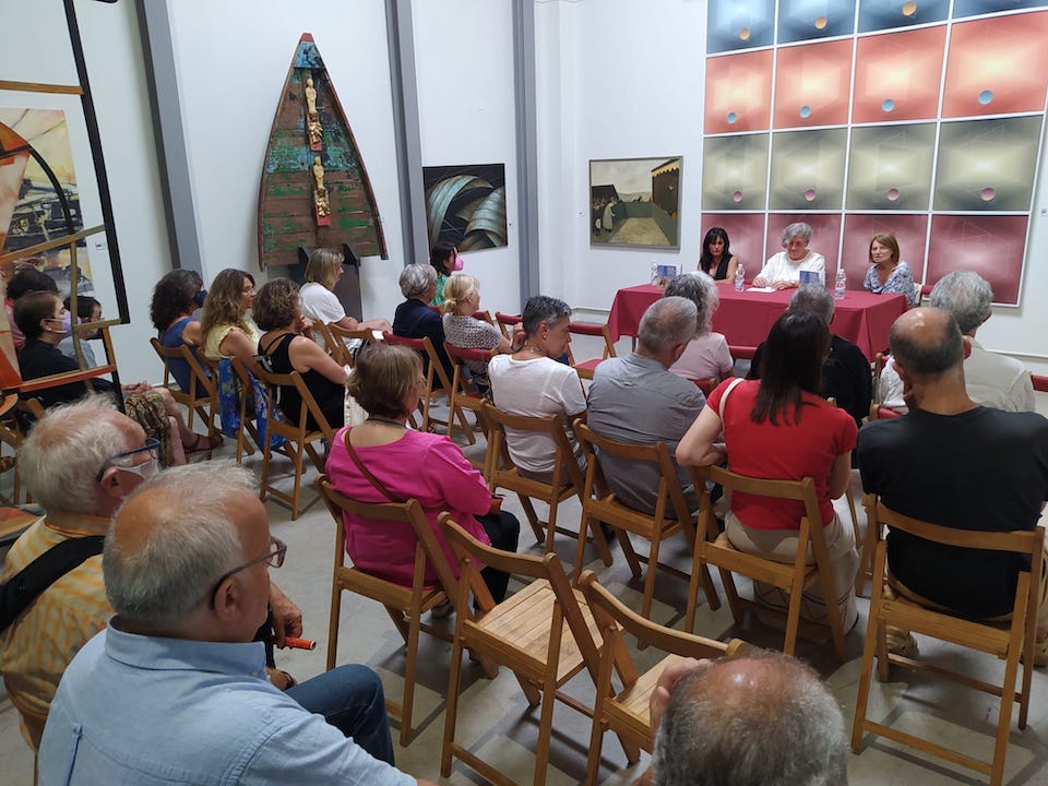 u son Exeria en Corme MACC o