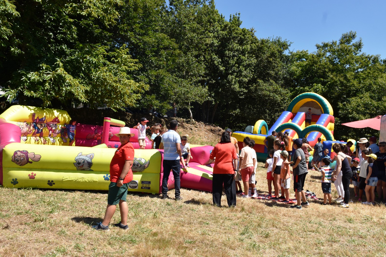 Festa da Familia de Berdeogas 2022-Foto-Rafa Quintans-Inchablesjpeg