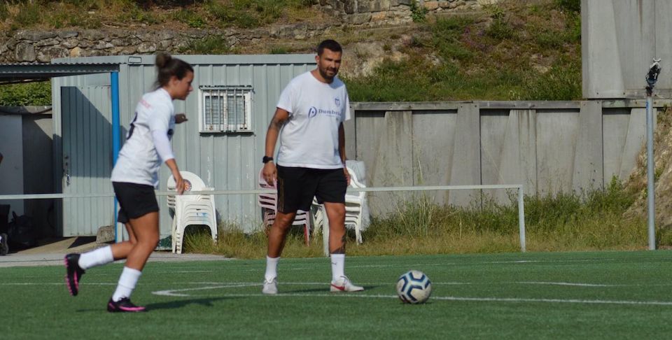 Fran Figueroa adestrador do Dumbria feminino
