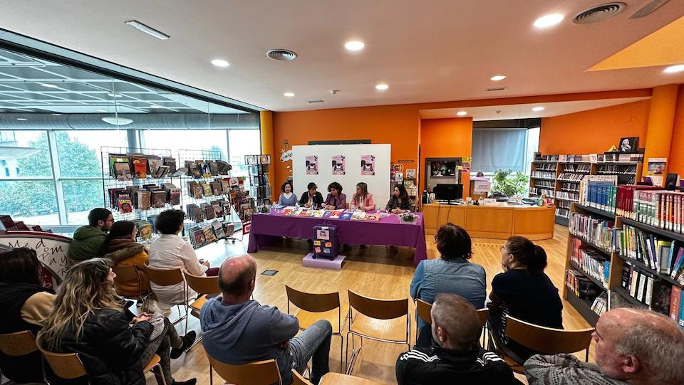 Recuncho Violeta igualdade Maria Rivas Vimianzo