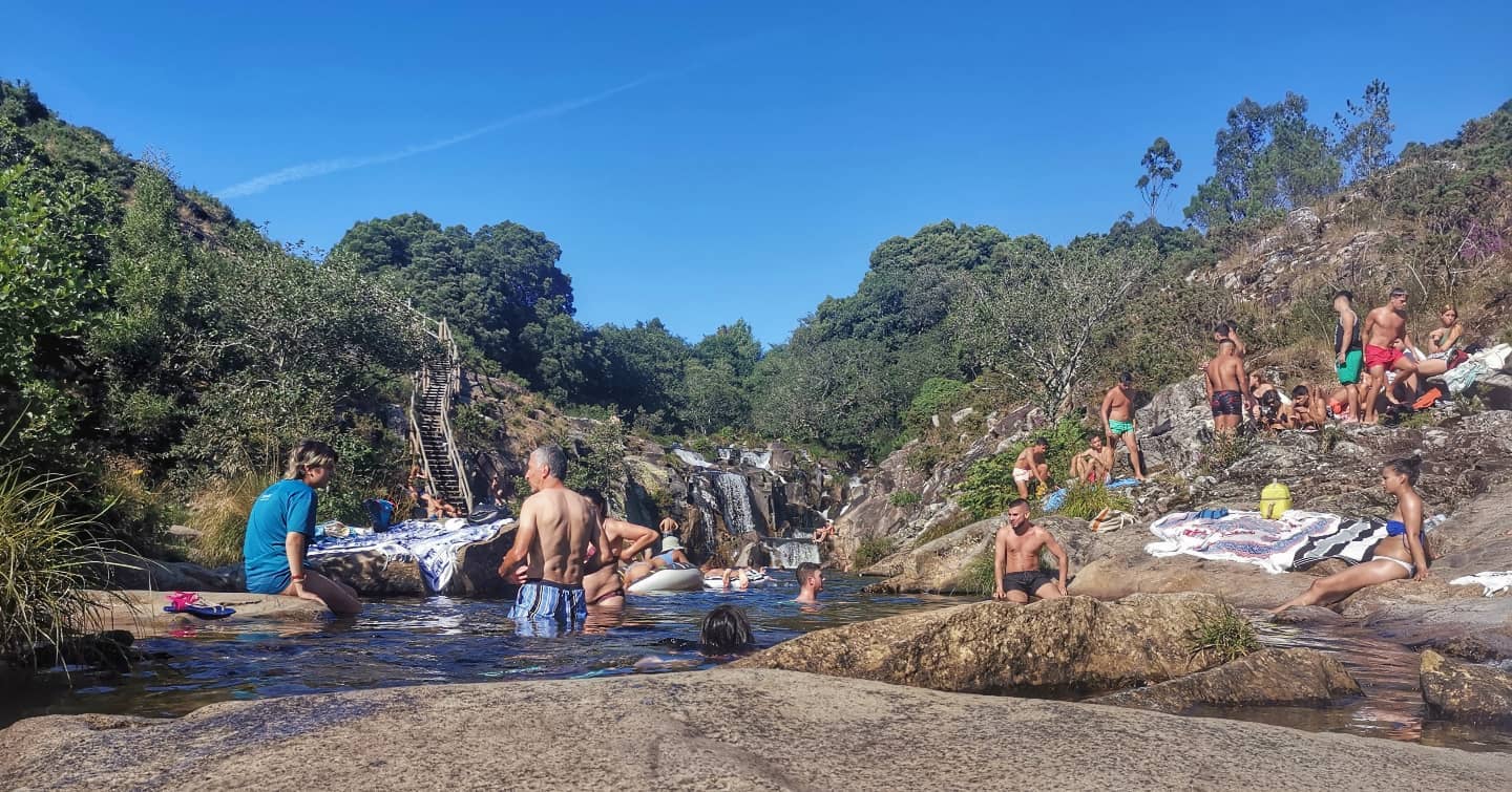 Cheo por veran nas Caldeiras do Castro