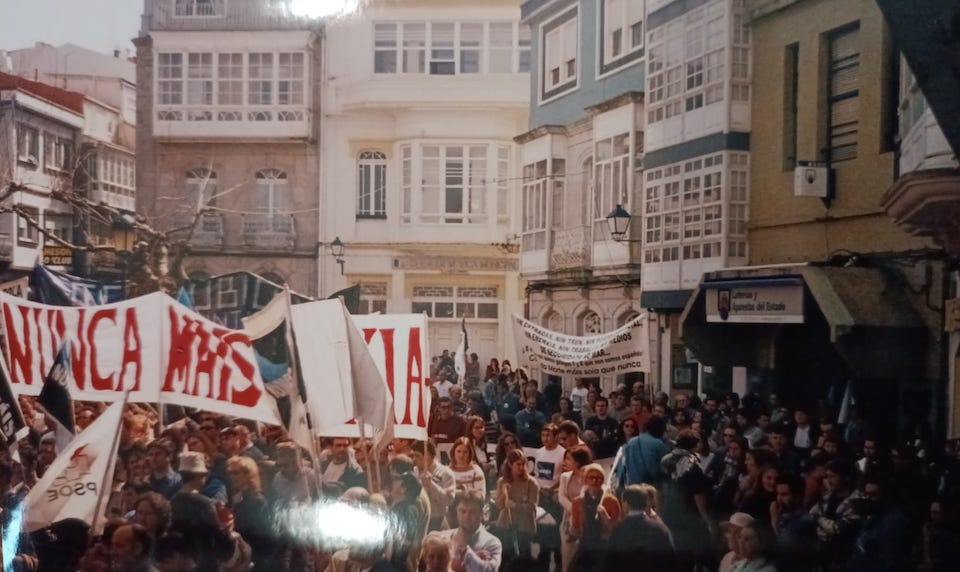 Manifestacion Prestige Cee marzo 2003 3