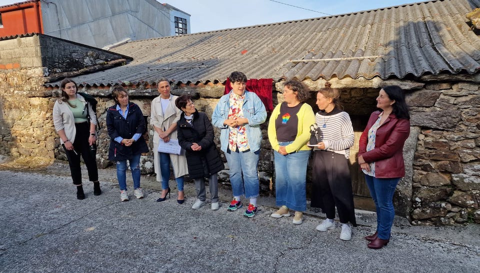 Homeaxe a Elisa e Marcela en Vimianzo