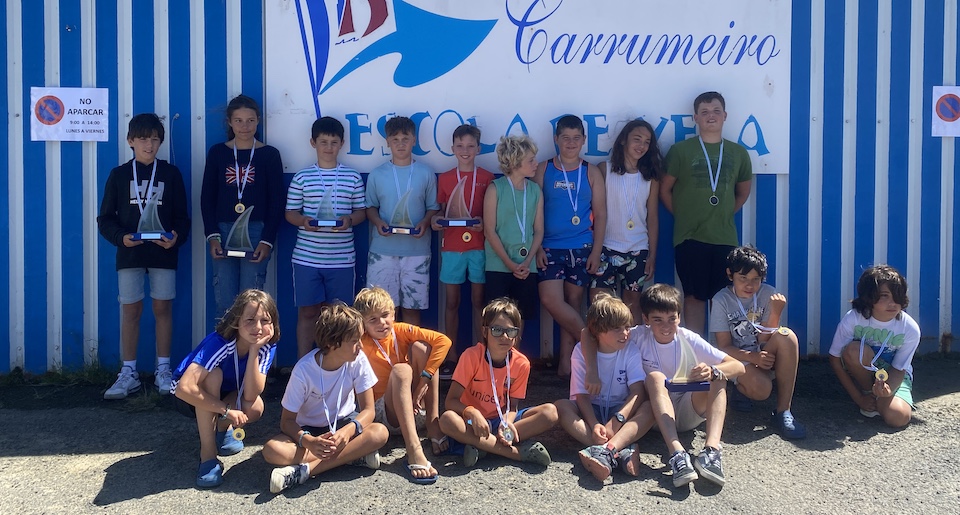 Regata en Corcubion regatisttas